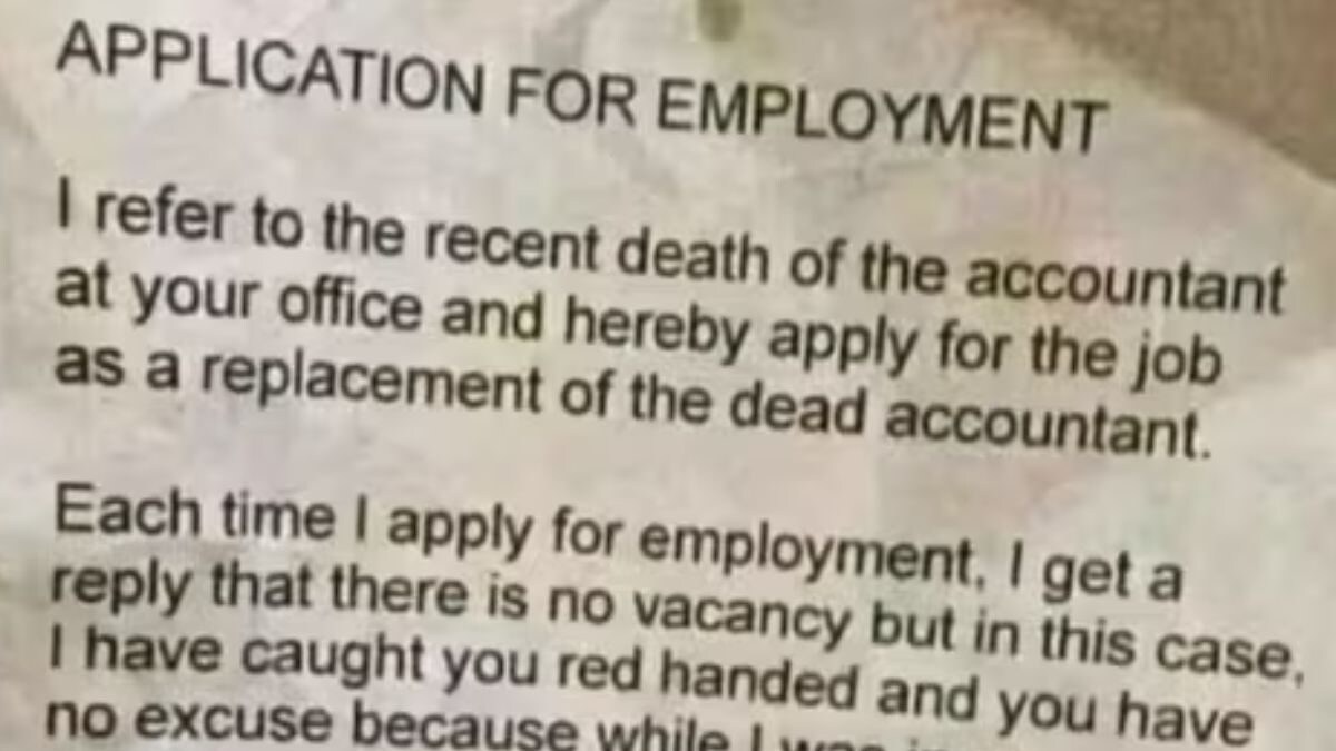 Employee’s Leave Request Goes Viral: Internet Applauds Straightforward Approach