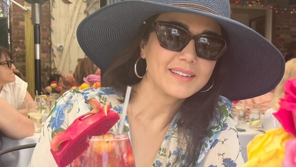 Preity Zinta’s Day Out Gets A Thumbs Up From Fans.  check pictures