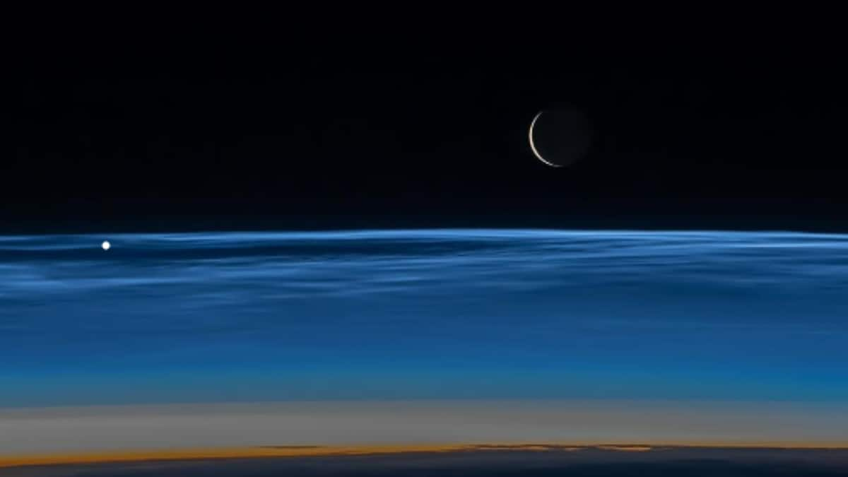 NASA Shares Beautiful Photo Of Moonrise From International Space Station