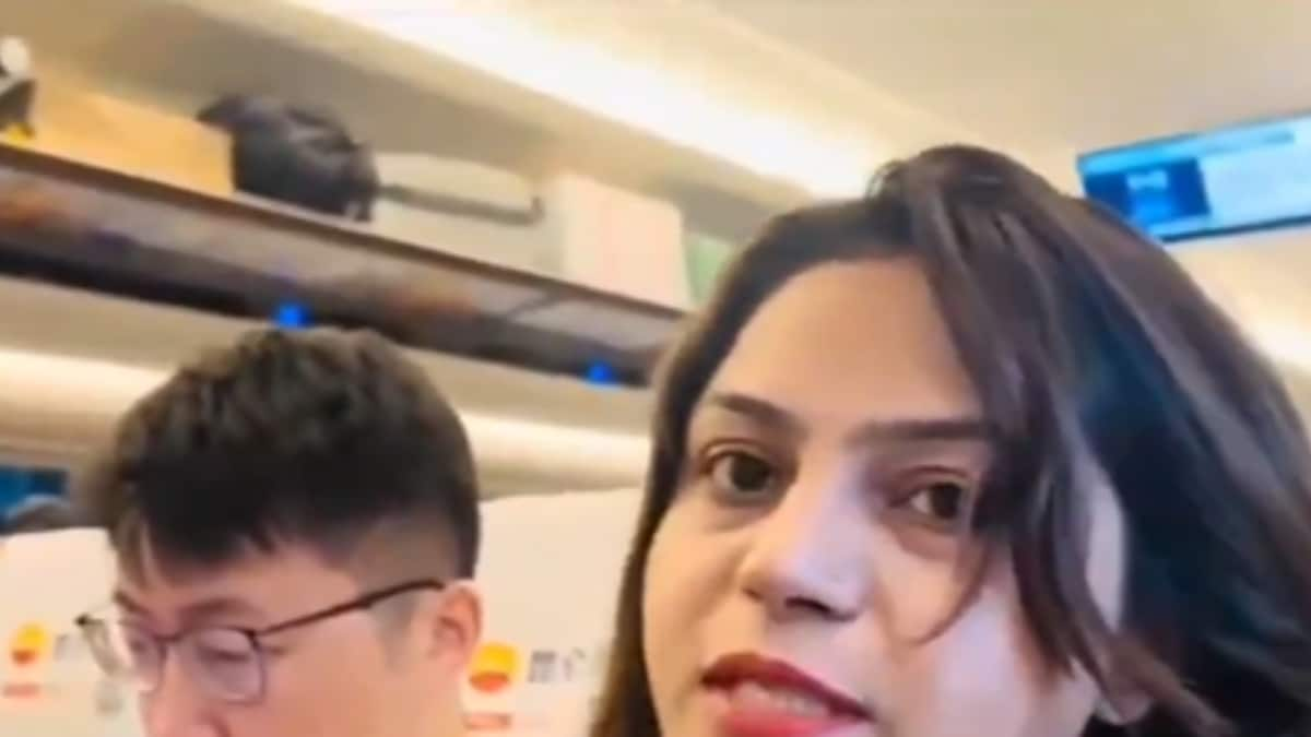 Forced Seat Swap To Ticketless Bus Ride: Internet Outraged Over YouTuber’s Behavior In Viral China Vlog